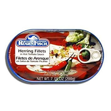 Ruegenfisch Herring Filets in Hot Tomato Sauce (CASE OF 16 x 200g)